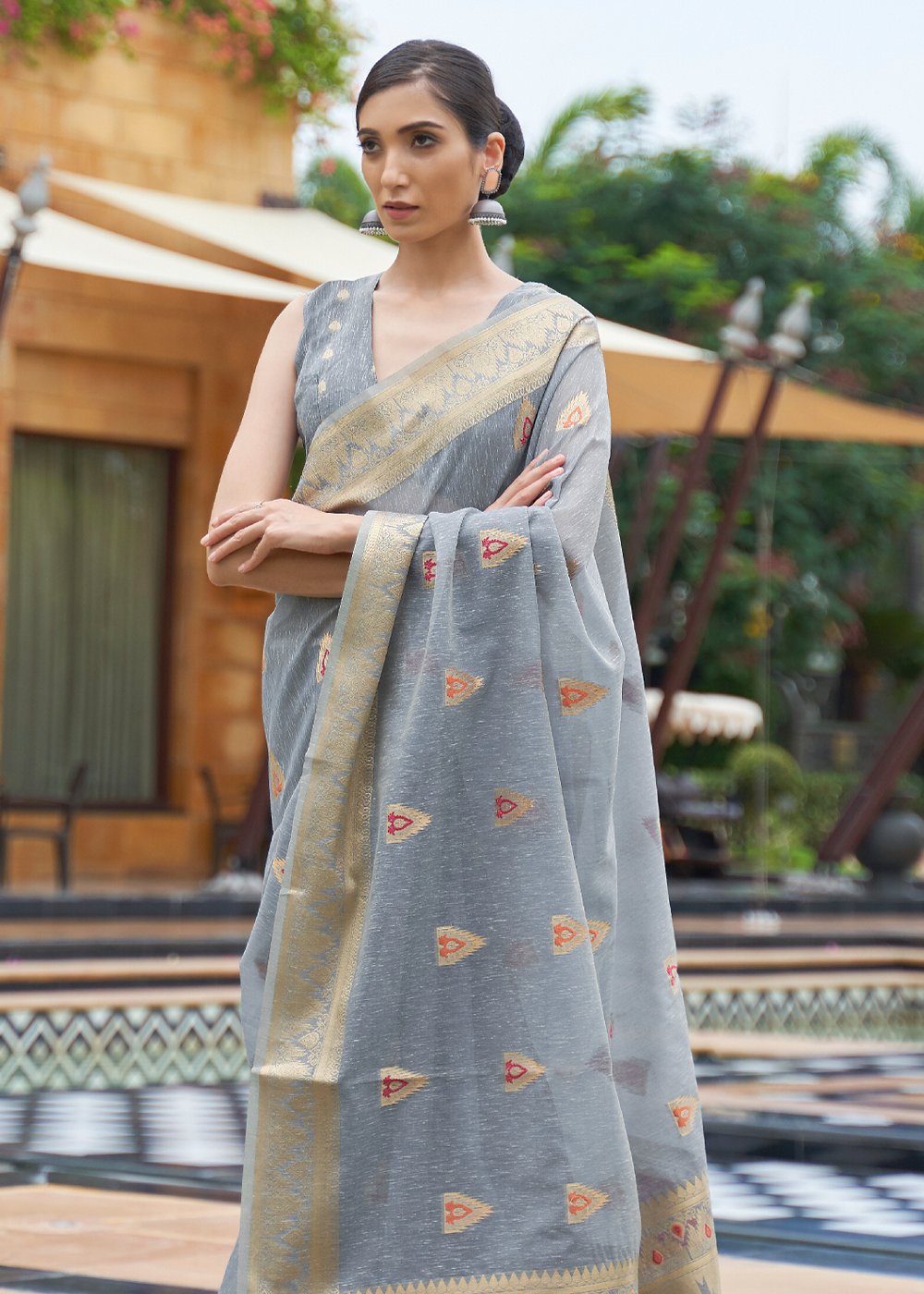 Pale Sky Grey Zari Woven Banarasi Linen Saree