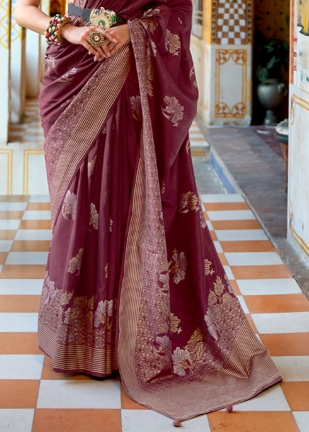 Heath Purple Zari Woven Banarasi Saree