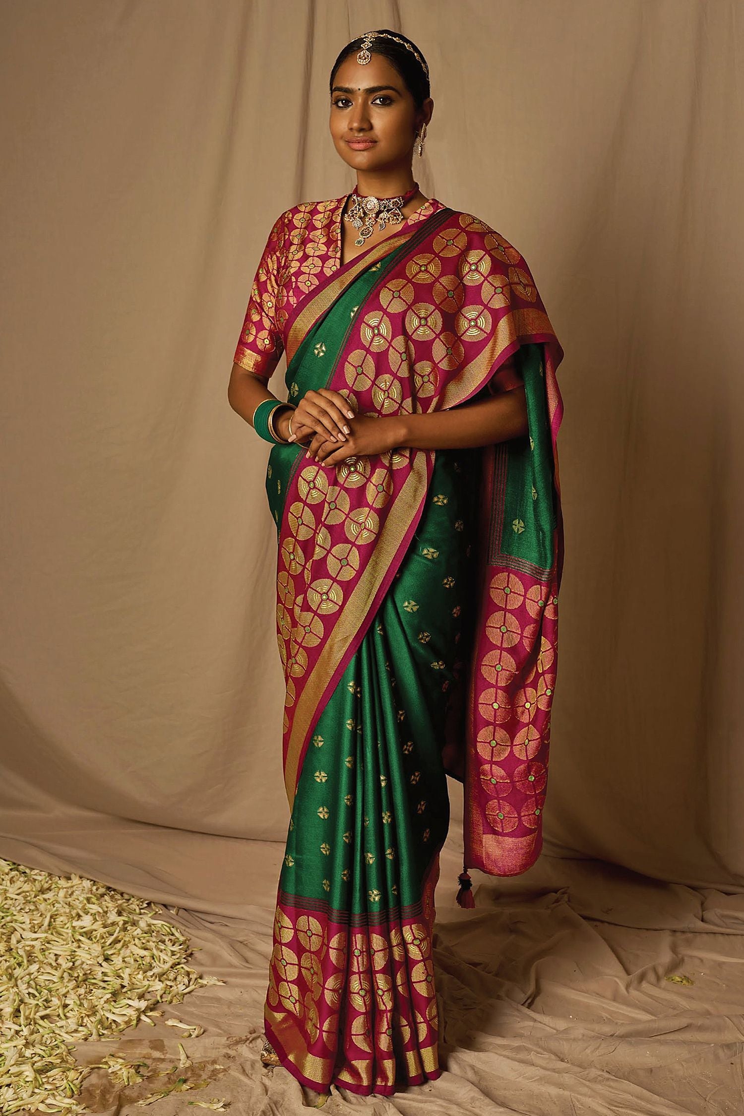 Amazon Green and Maroon Woven Banarasi Silk Saree