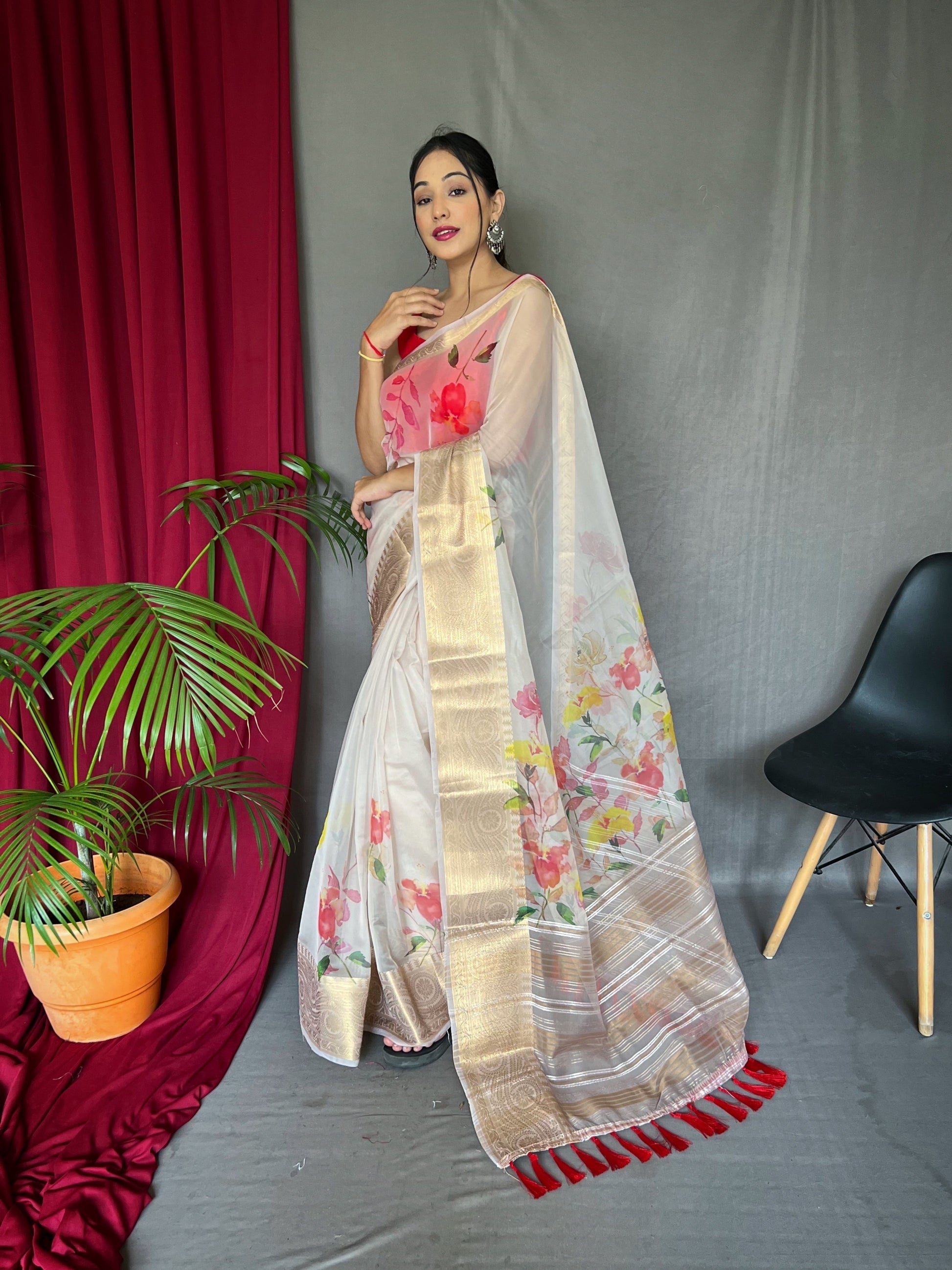 Light Grey Organza Digital Floral Printed Saree