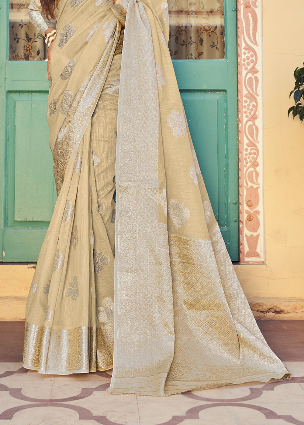 Straw Cream Zari Woven Banarasi Linen Saree