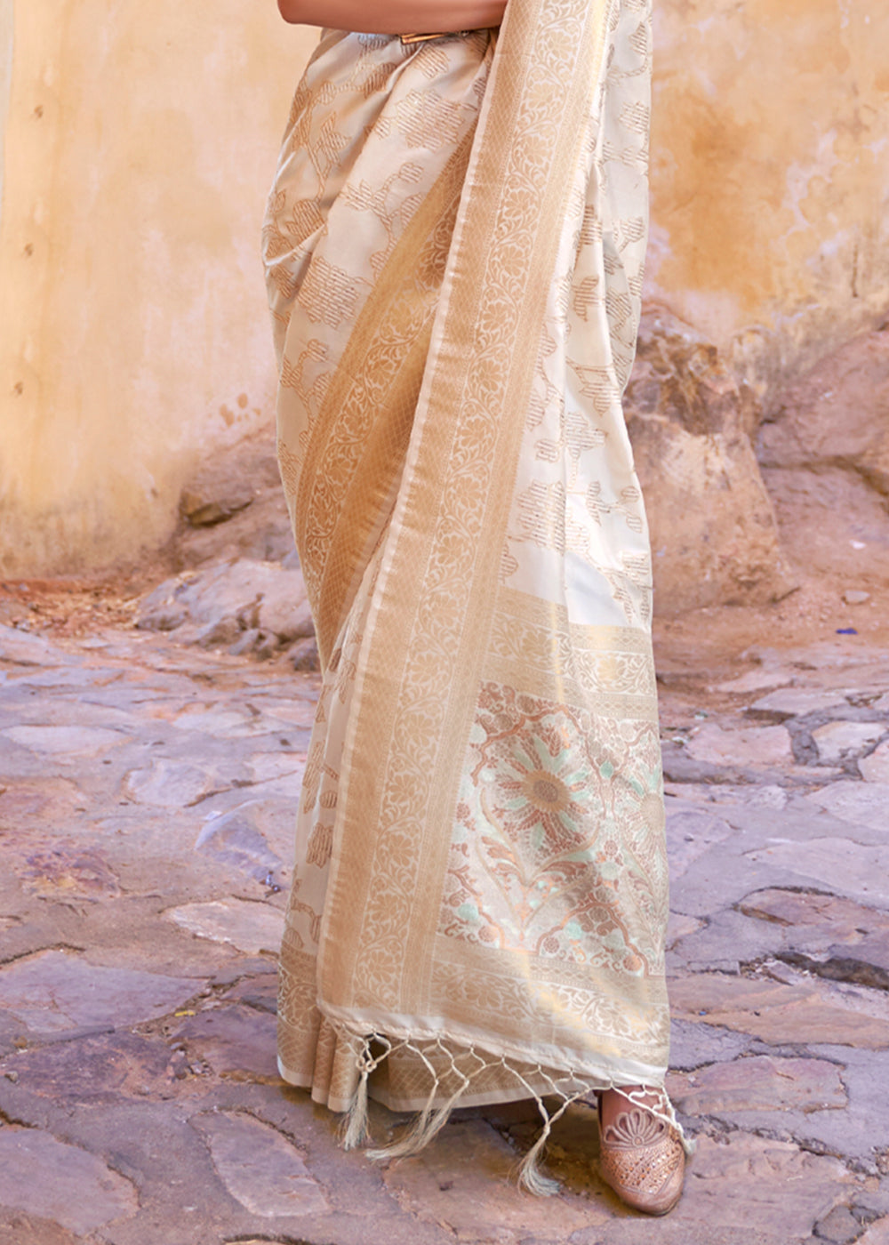 Almond White Zari Woven Banarasi Handloom Saree