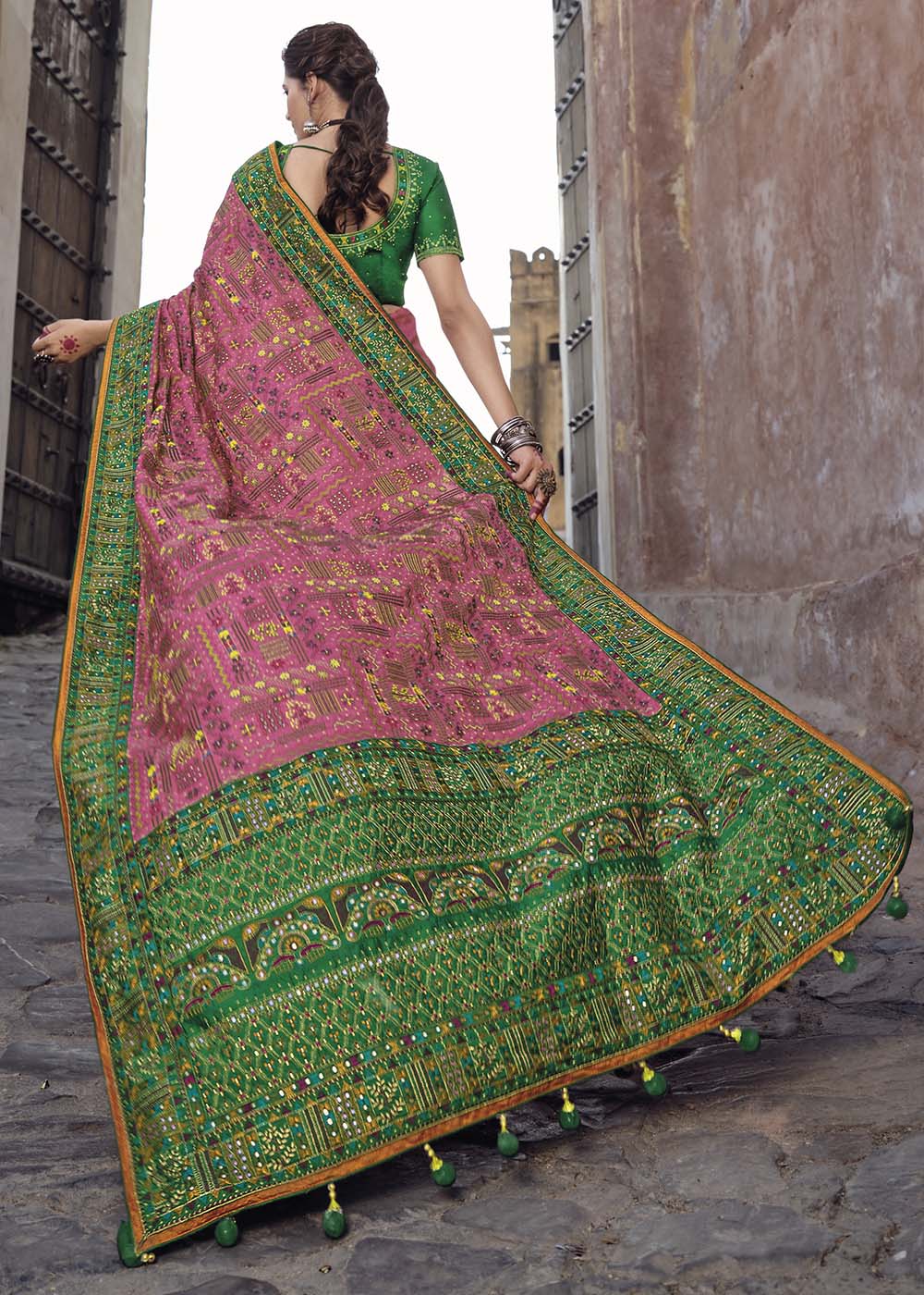 Contessa Pink and Green Banarasi Saree with Kachhi,Mirror and Diamond Work