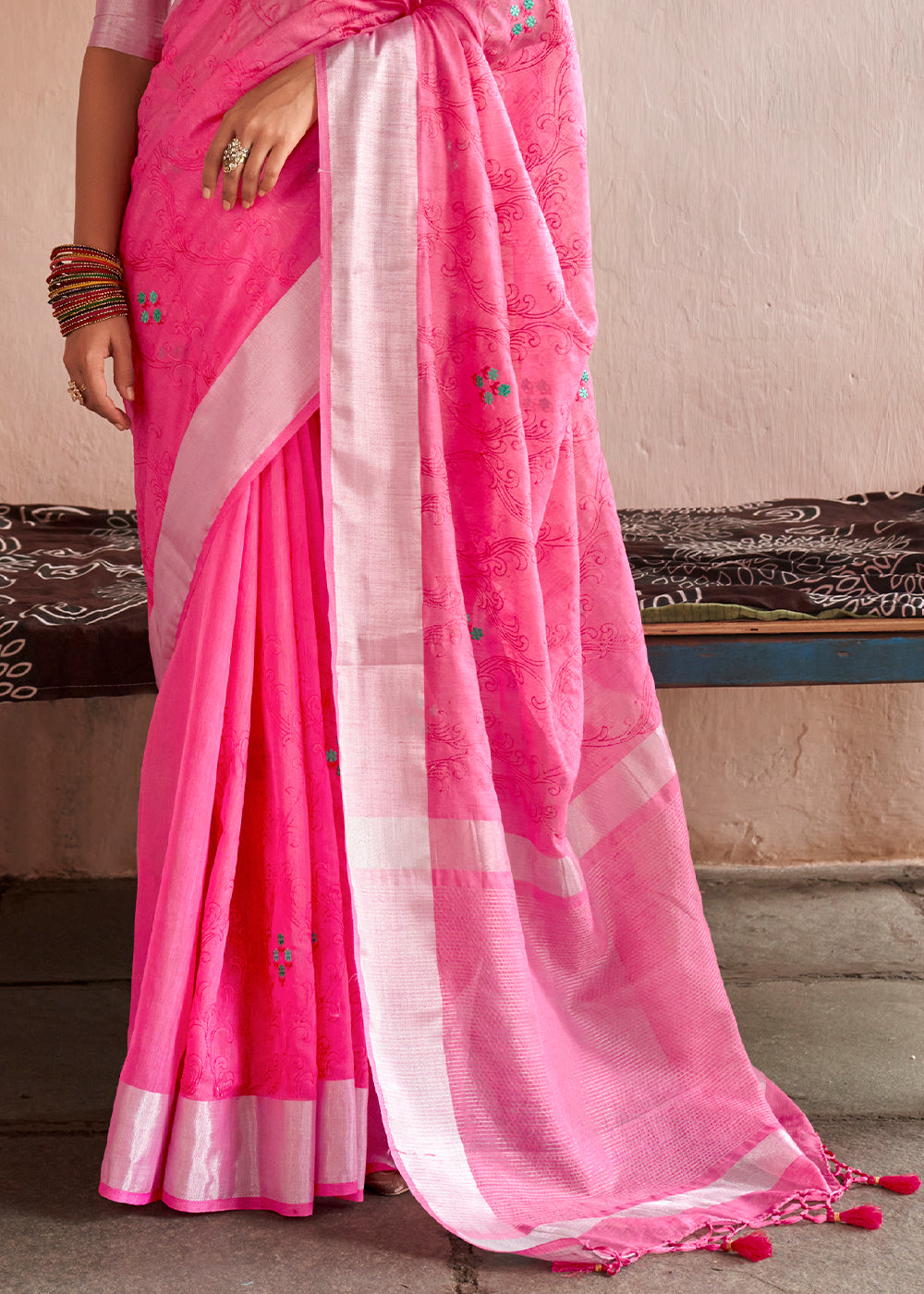 Froly Pink Floral Embroidered Linen Saree