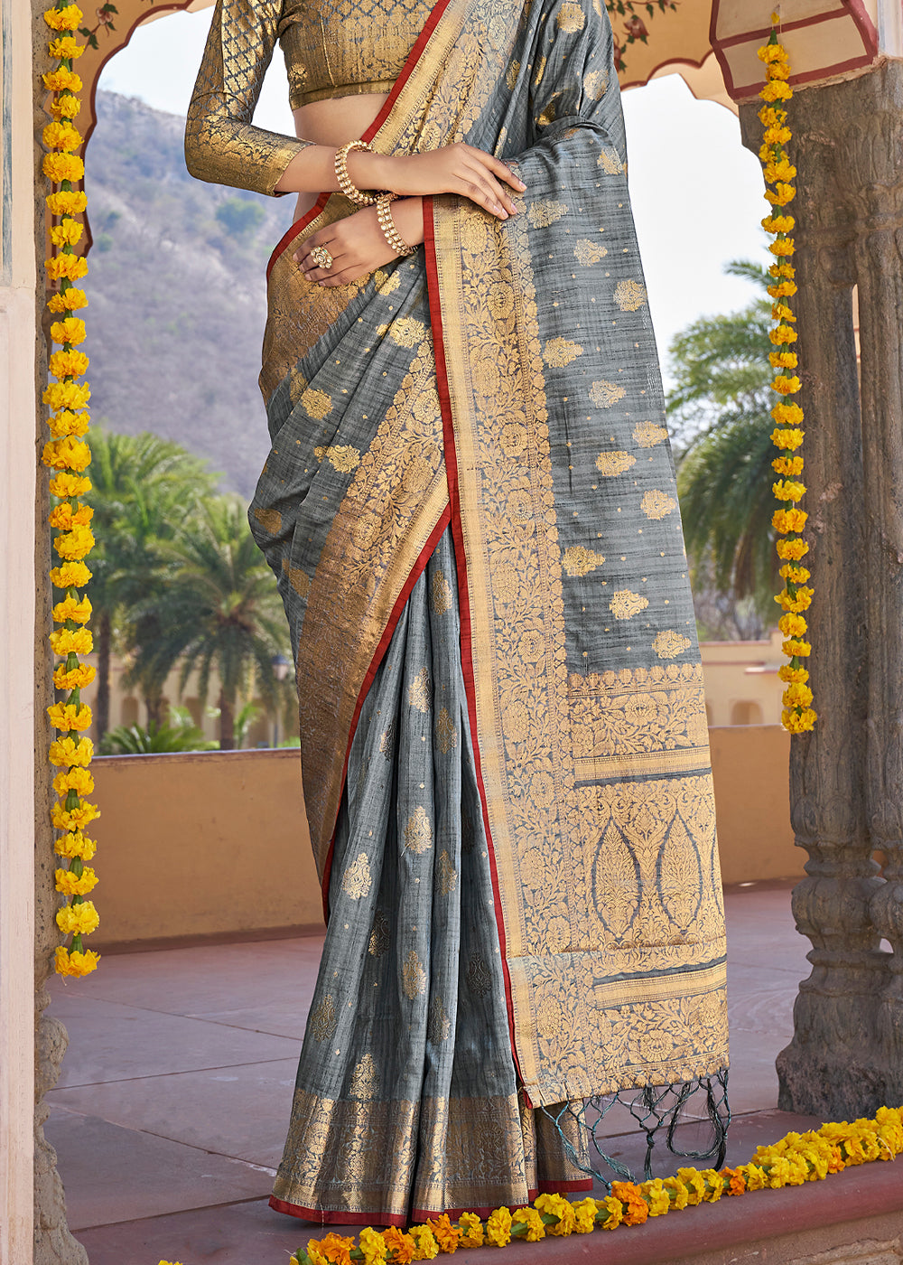 Silver Sand Grey Zari Woven Banarasi Linen Saree