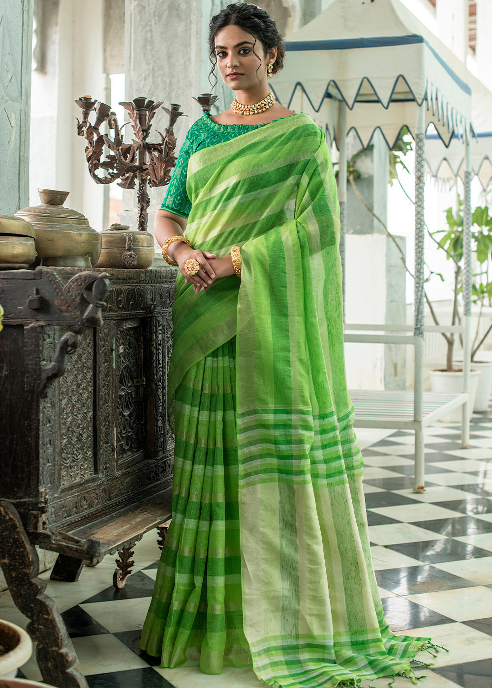 Cucumber Green Zari Woven Striped Linen Saree