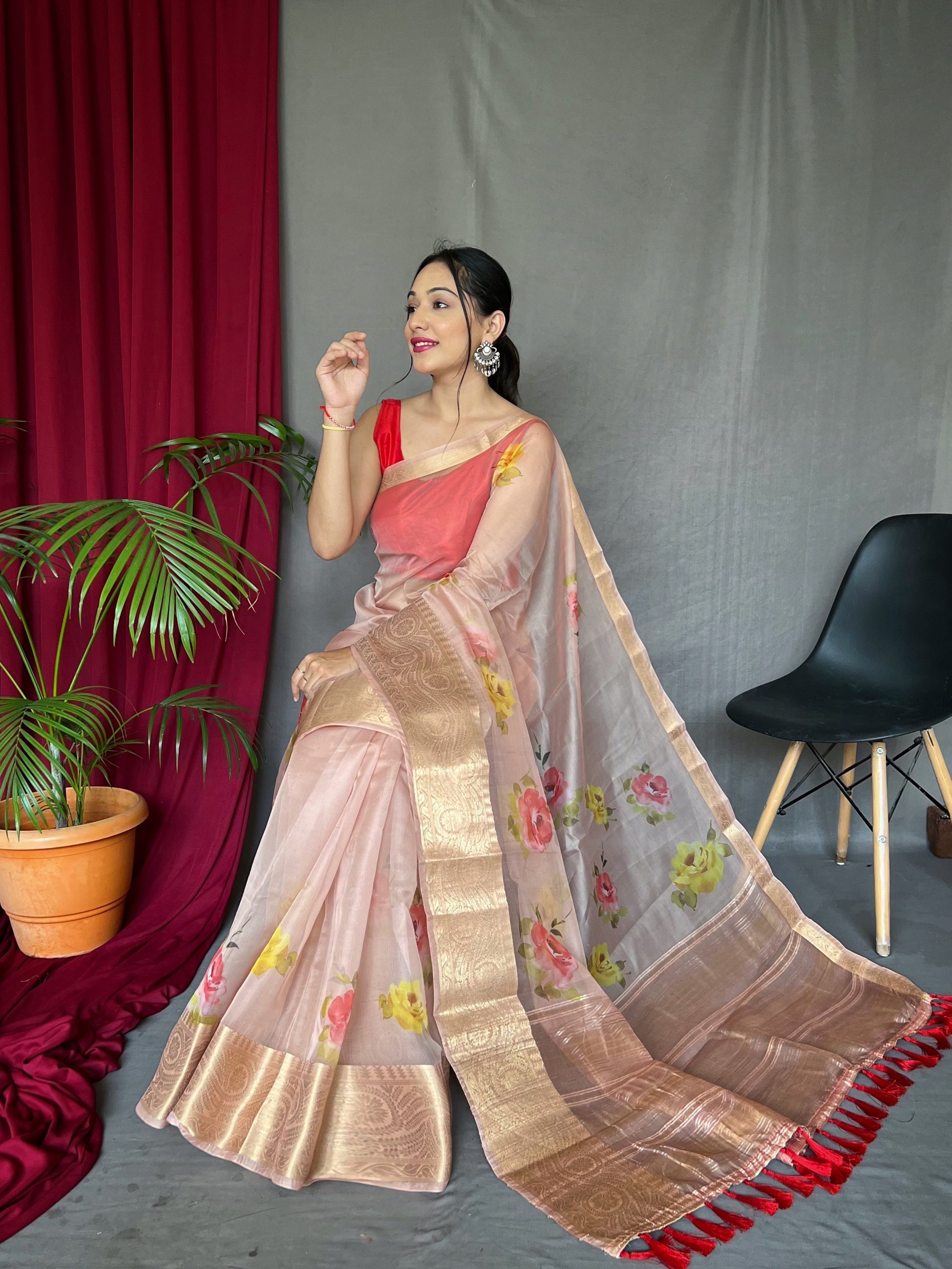 Beauty Bush Pink Organza Digital Floral Printed Saree