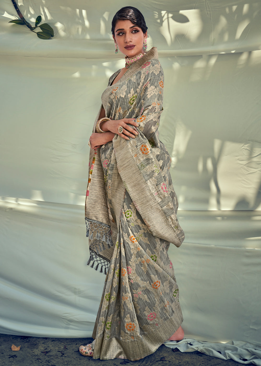 Grey Olive Zari Woven Banarasi Linen Saree