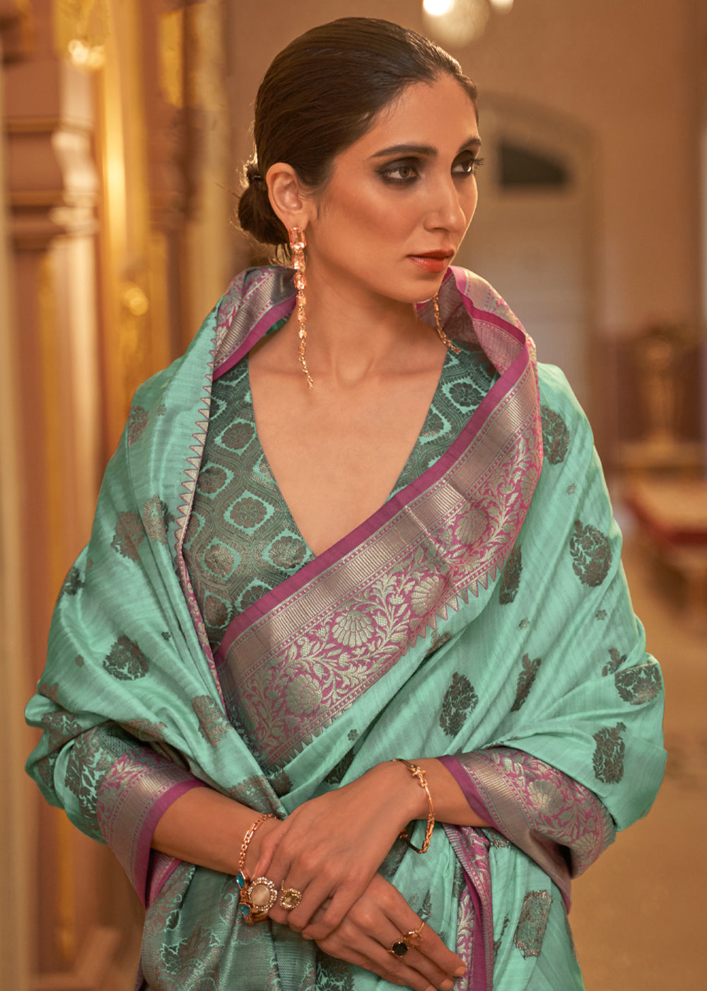 Bay Leaf Green Zari Woven Banarasi Linen Saree