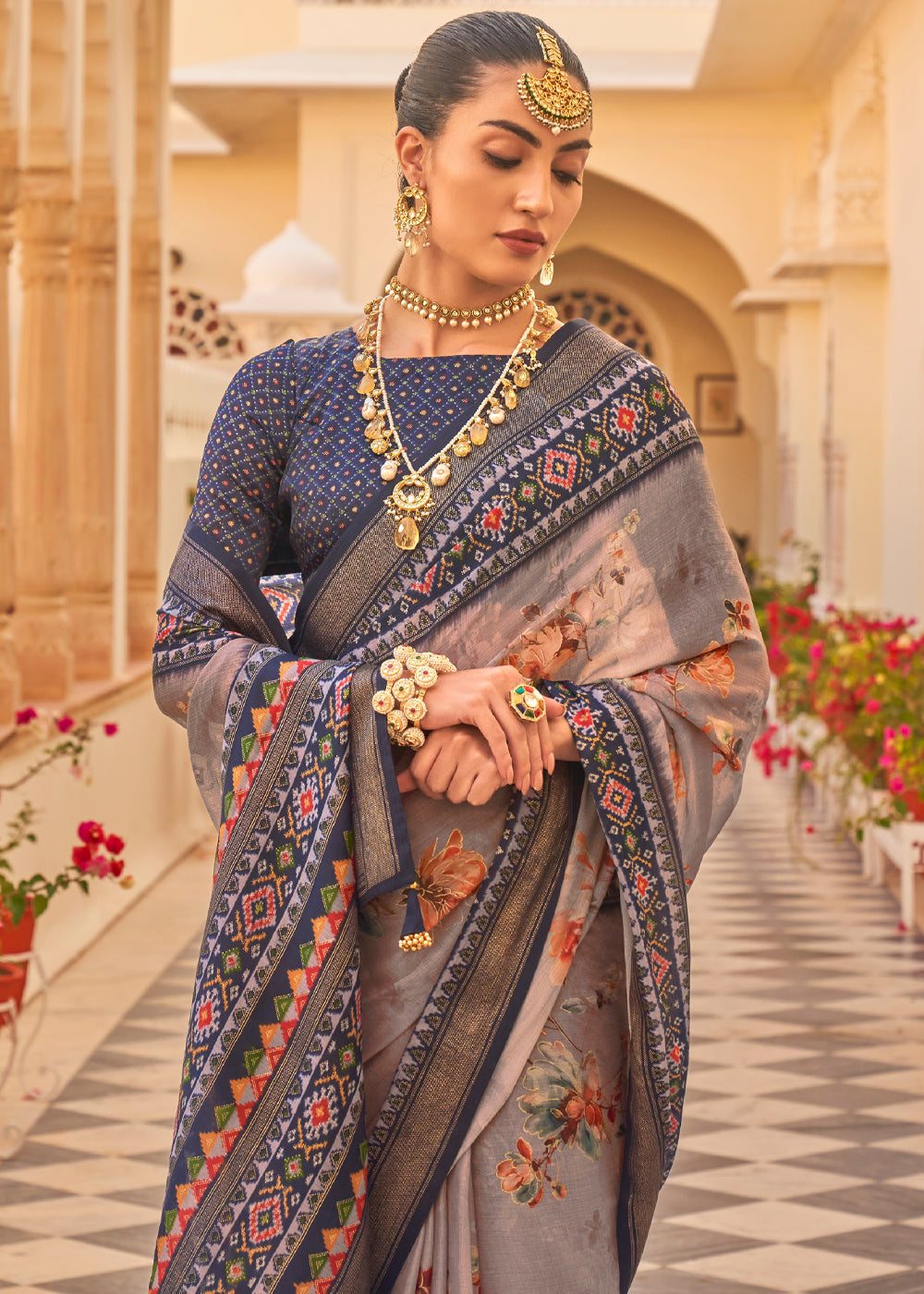 Beaver Grey Printed Chiffon Patola Silk Saree