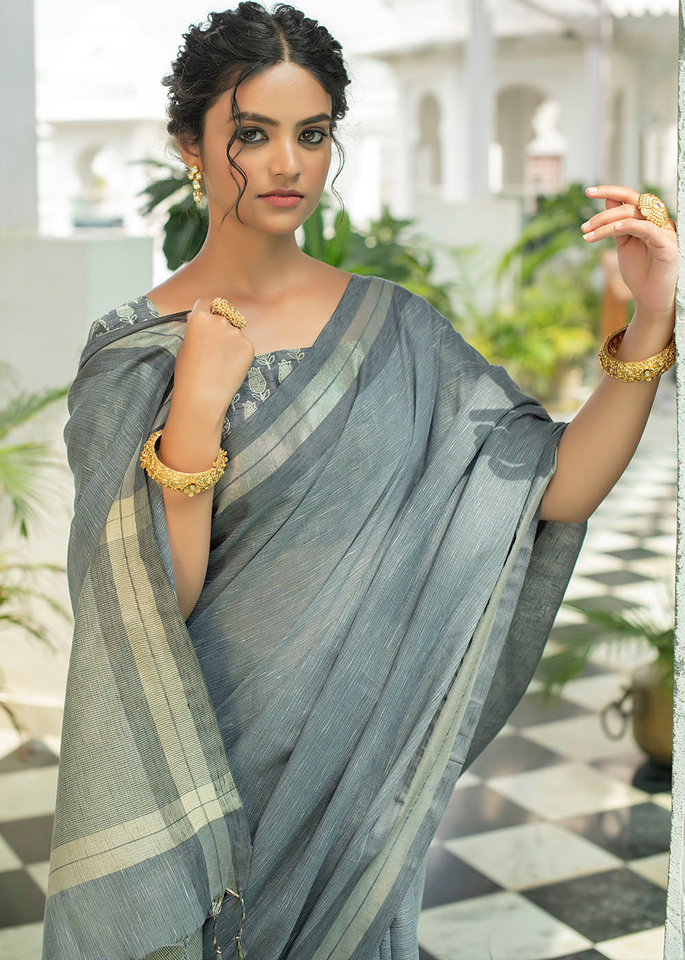 Sirocco Grey Zari Woven Linen Saree