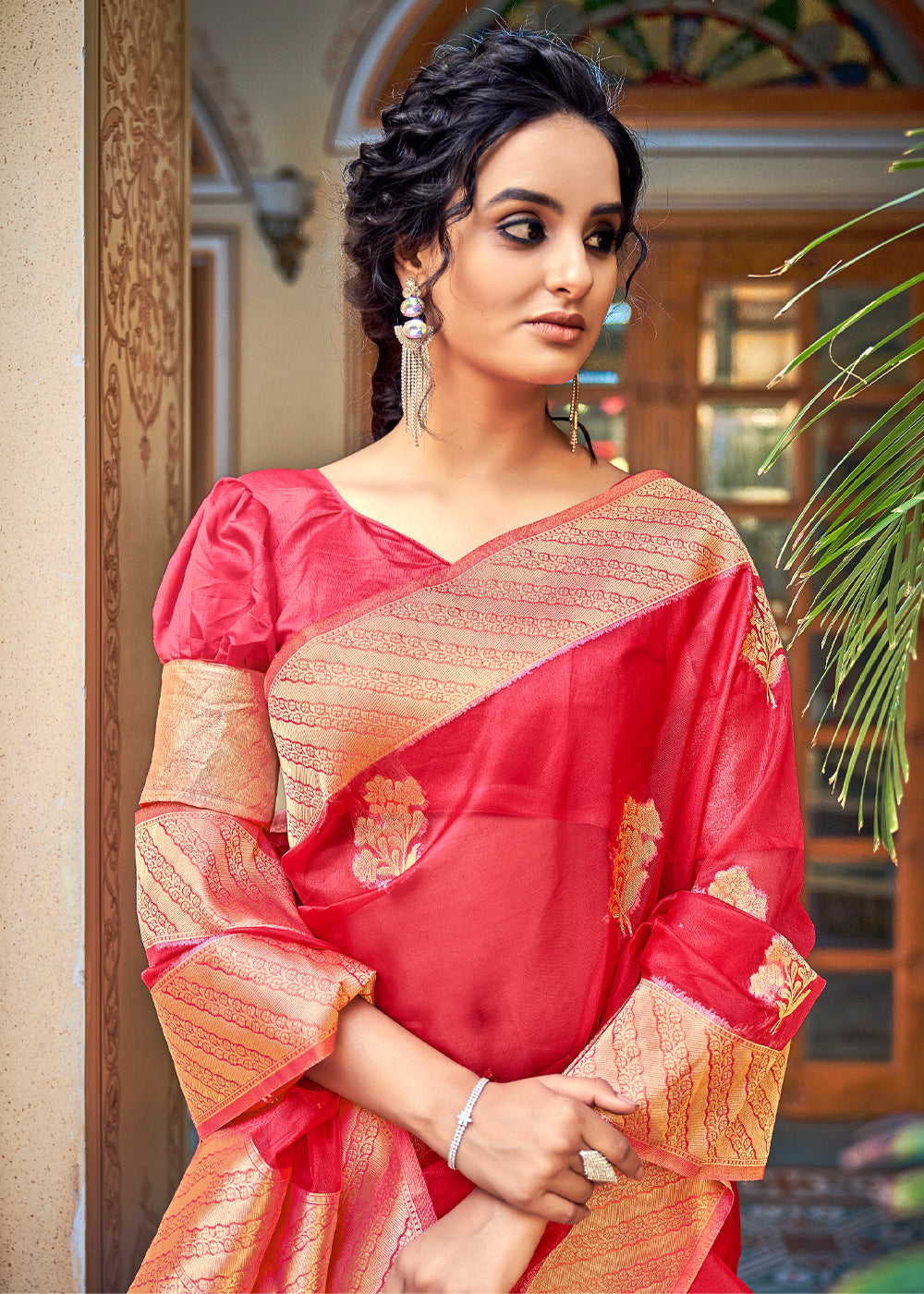 Salmon Reddish Pink Zari Woven Banarasi Organza Saree