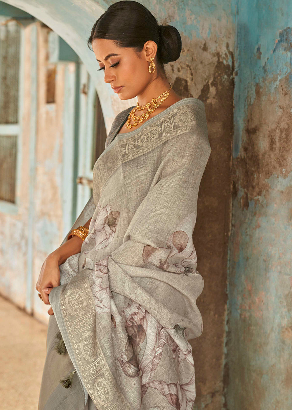 Mongoose Light Grey Floral Printed Linen Silk Saree