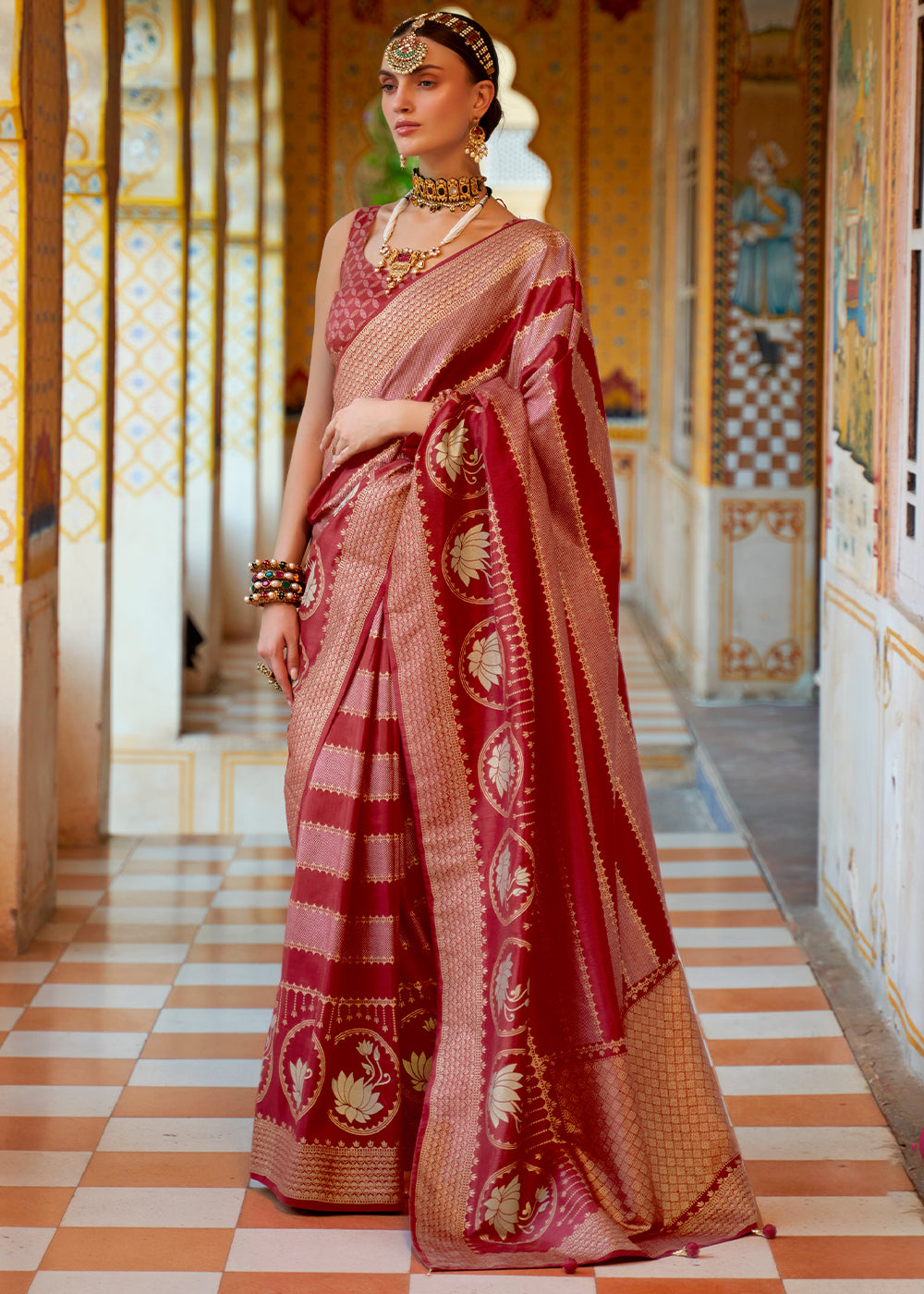 Chestnut Dark Red Zari Woven Banarasi Saree