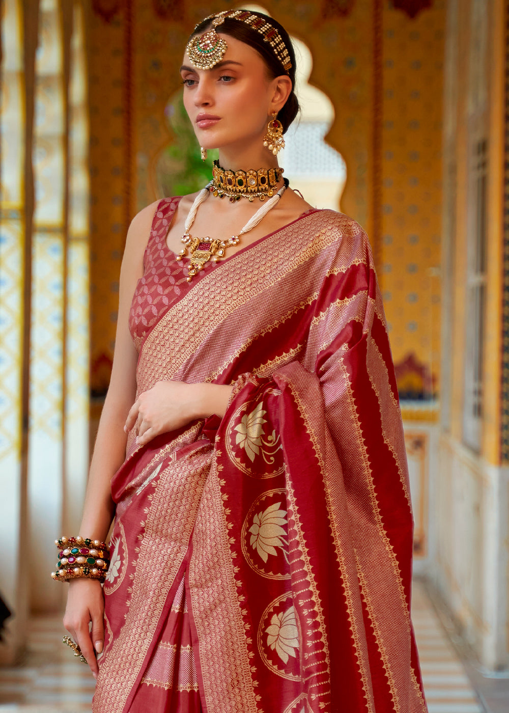 Chestnut Dark Red Zari Woven Banarasi Saree