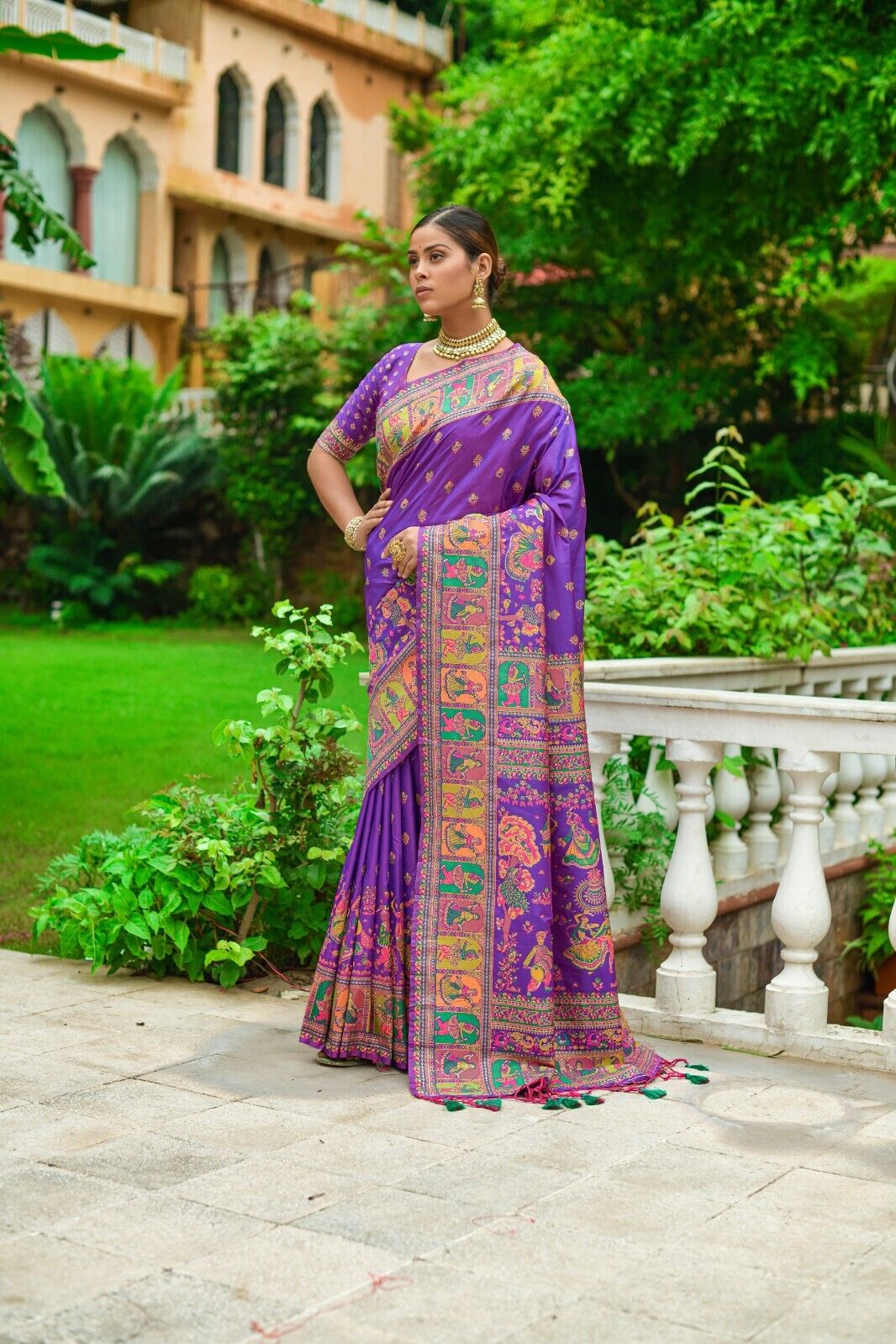 Amethyst Purple Kashmiri Woven Banarasi Silk Saree