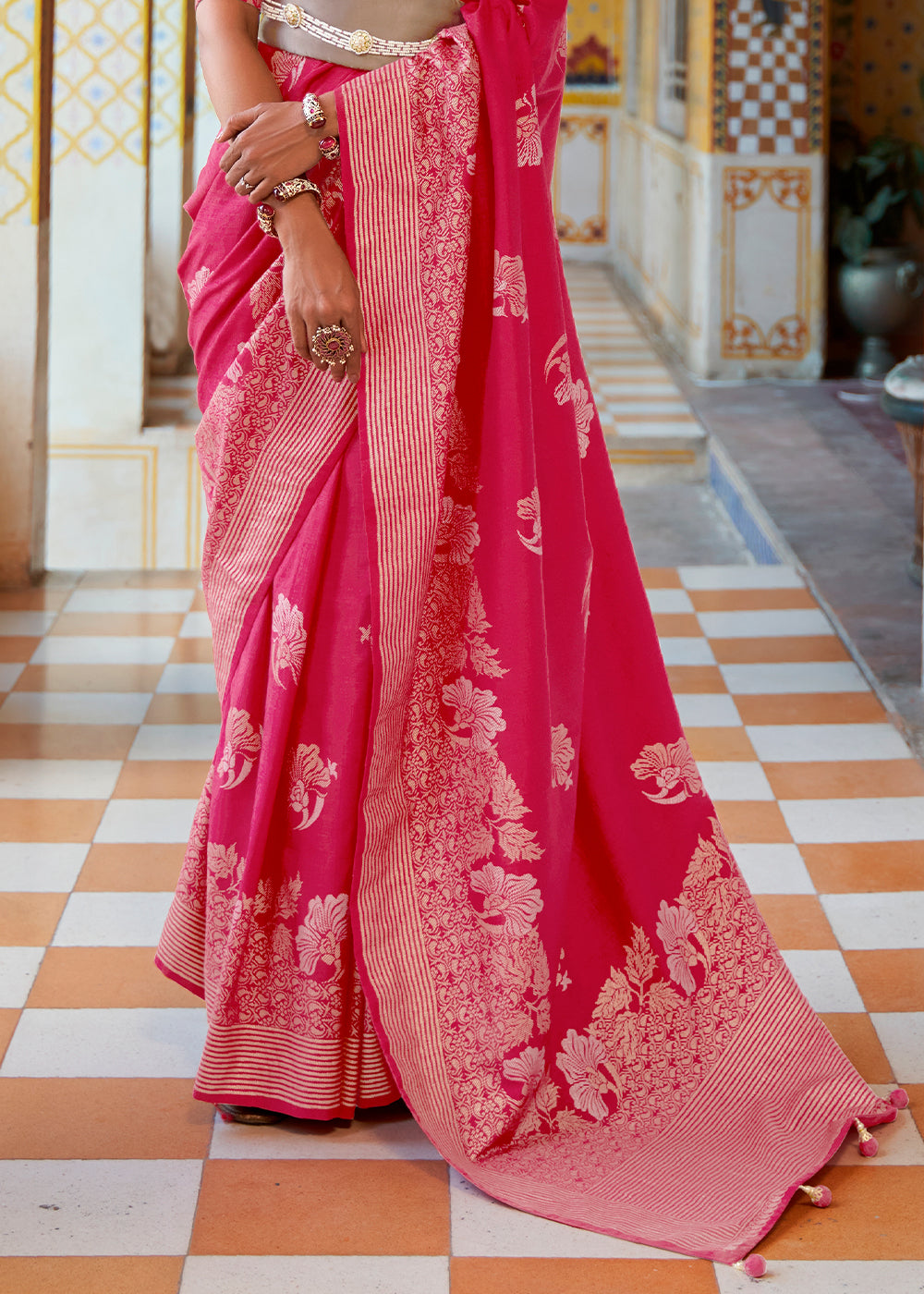 Jelly Pink Zari Woven Banarasi Saree