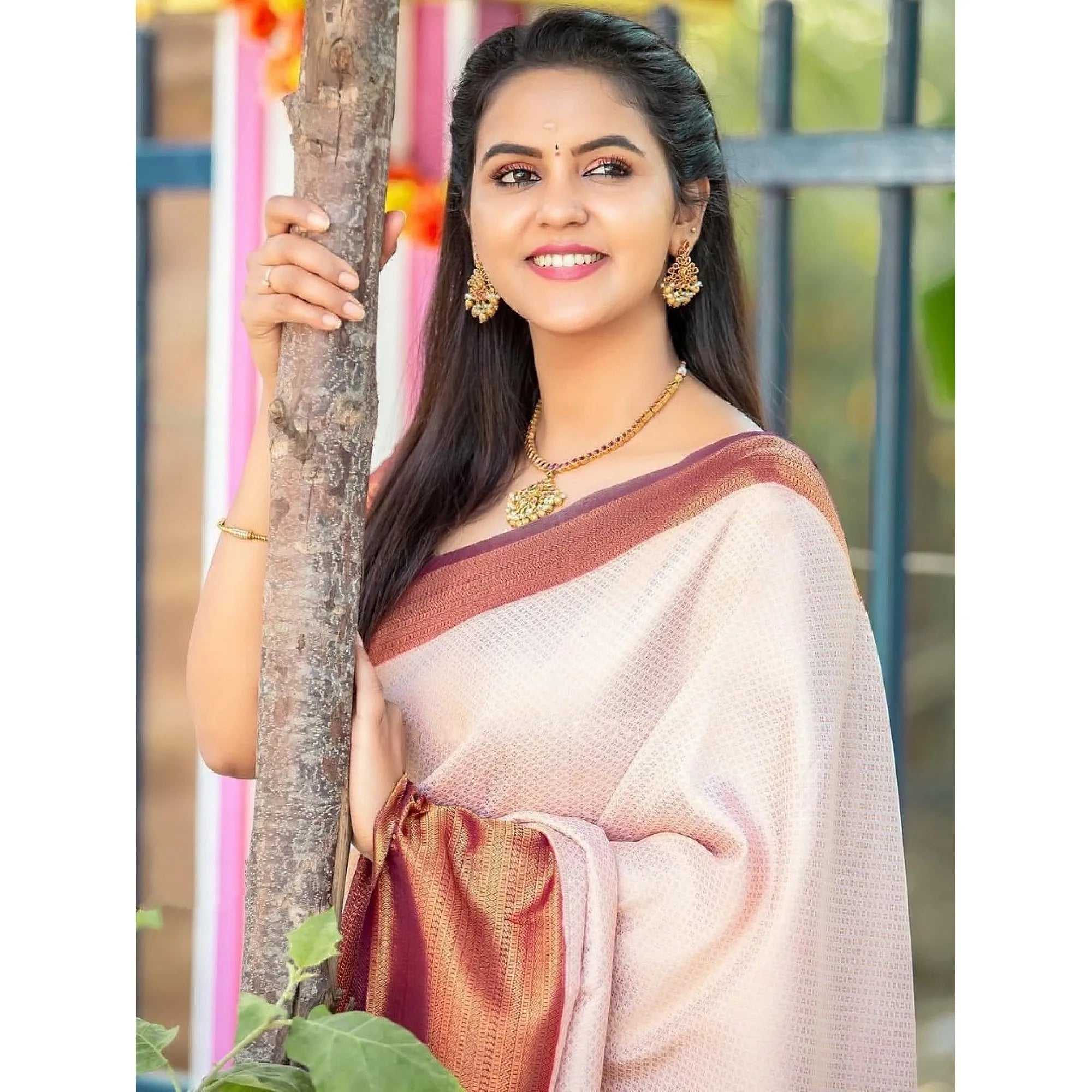 Kanjeevaram Silk Saree with Contrast Border - Mira Fashion