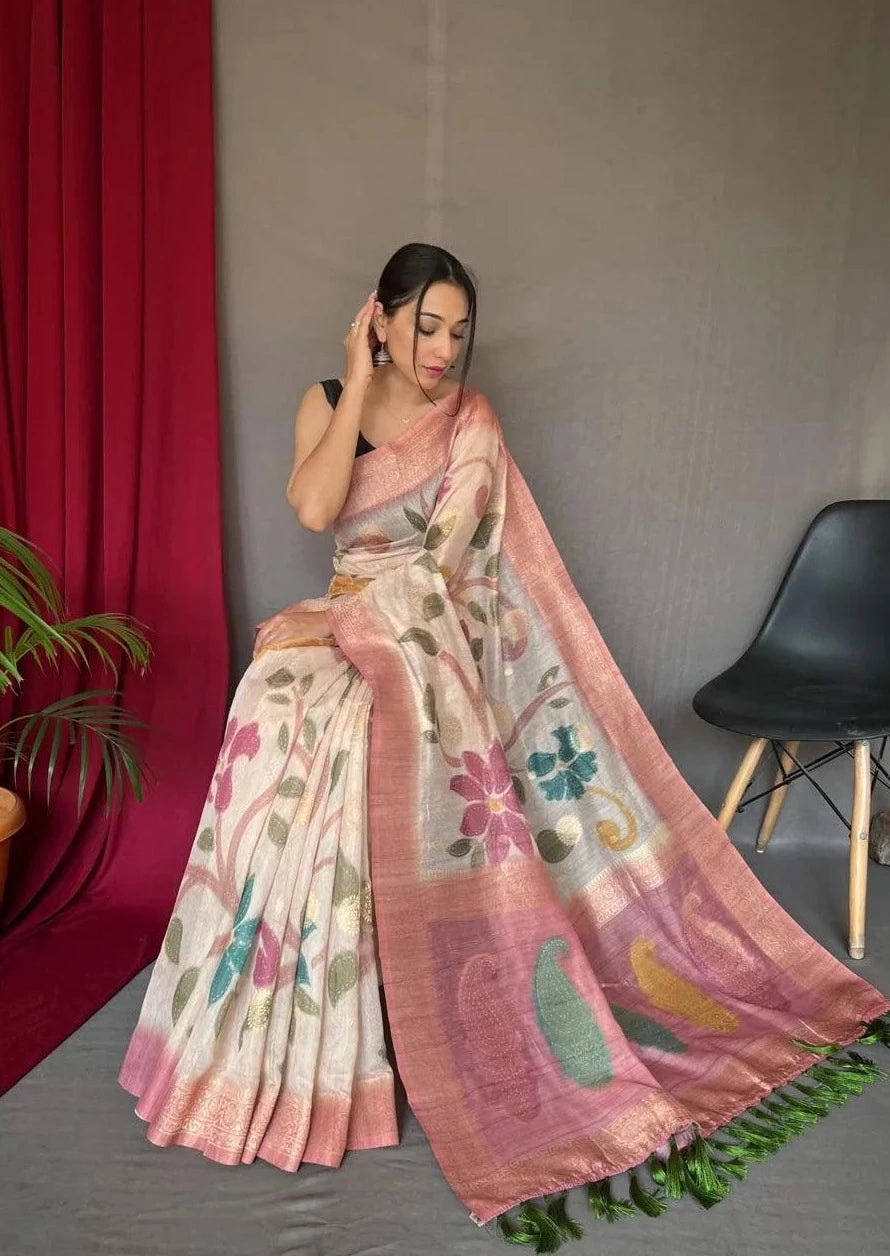 3D Digital Printed Saree With Floral Katha Stitch & Golden Zari Pallu - Mira Fashion