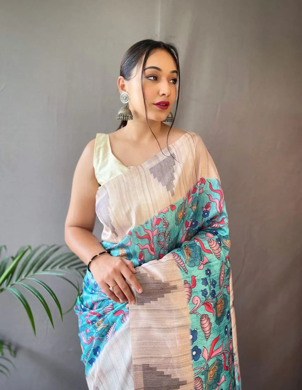 Urvi Tusser Saree With Kalamkari Prints - Mira Fashion