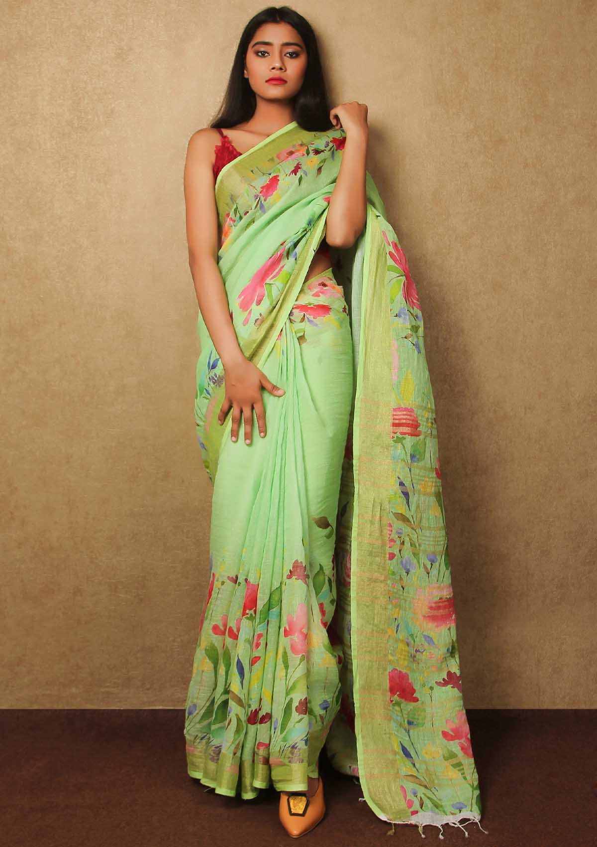 Green Color Linen Saree With Silver Jari Pattu