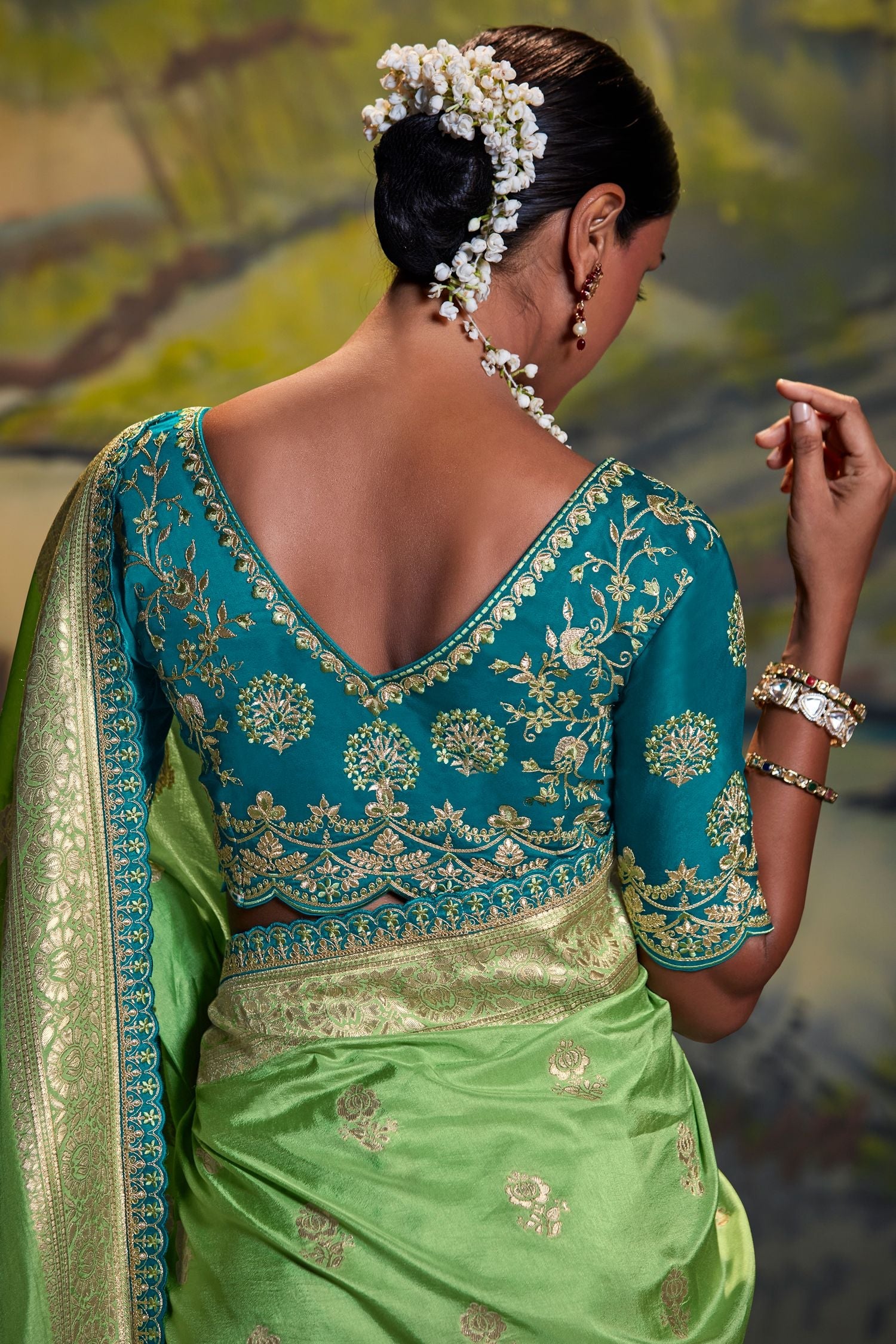 Feijoa Green Banarasi Silk Floral Woven Saree